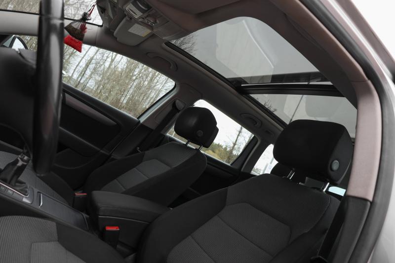 Volkswagen - Passat - pic10