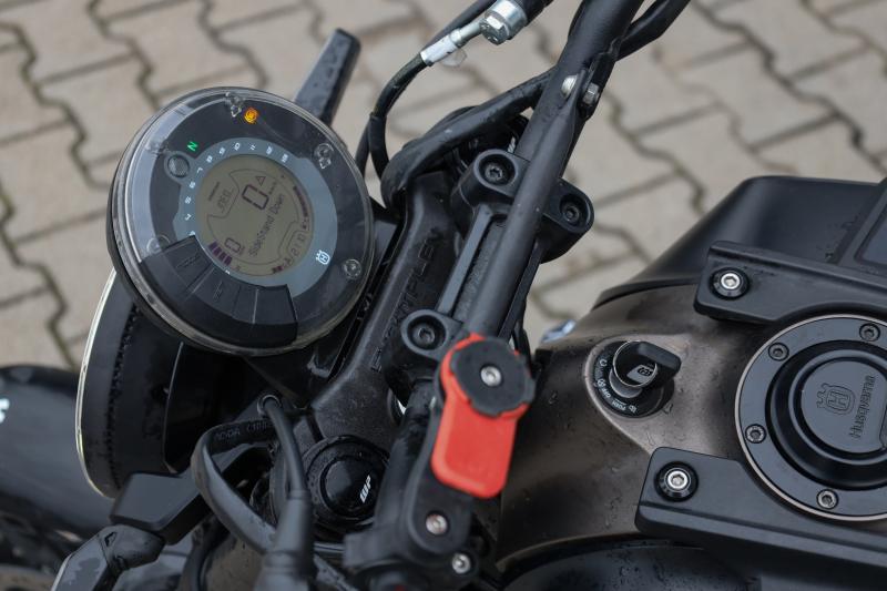 Husqvarna - Svartpilen - pic6