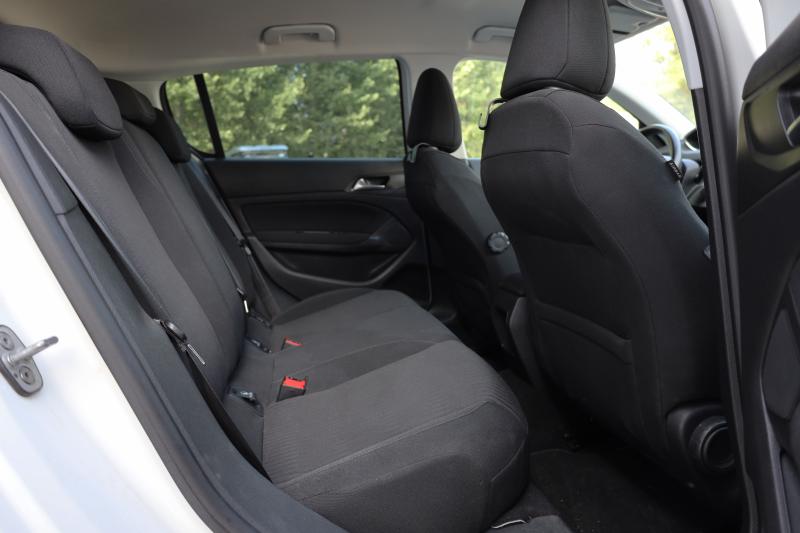 Peugeot - 308 - pic15