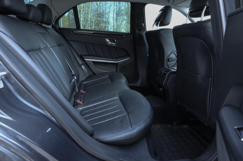 Mercedes-Benz - E300 - pic15