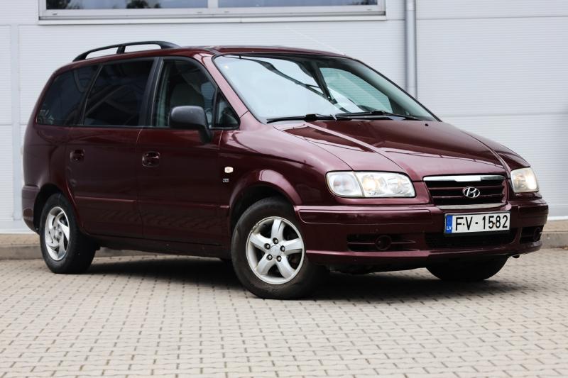 Hyundai - Trajet - pic2
