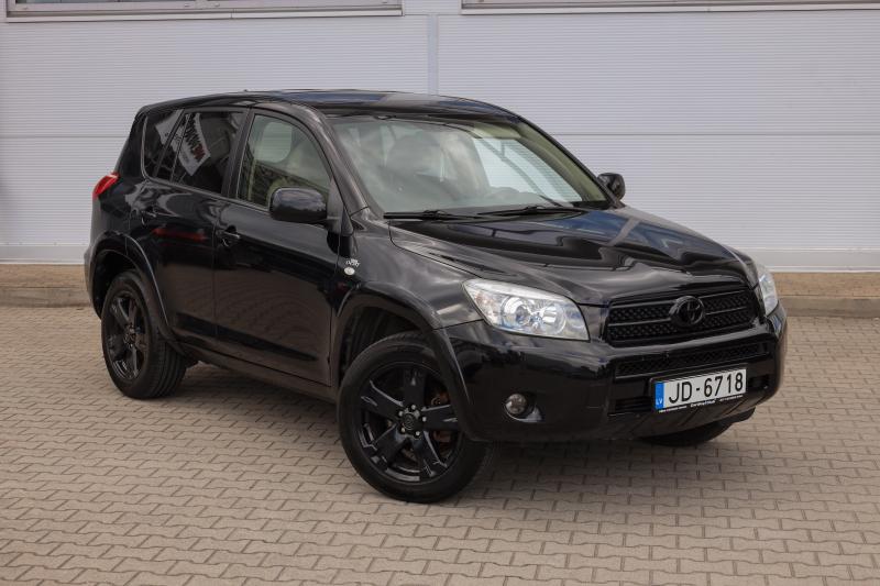 Toyota - RAV4 - pic3