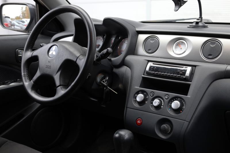 Mitsubishi - Outlander - pic10