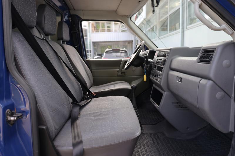 Volkswagen - Transporter - pic12