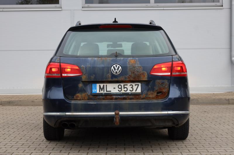 Volkswagen - Passat - pic5