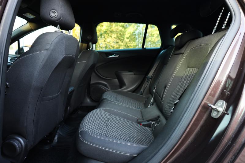 Opel - Astra - pic15