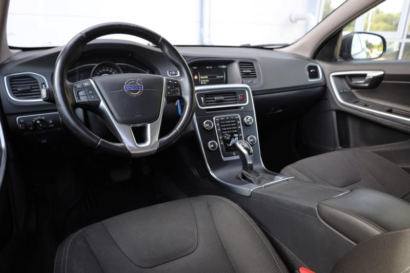 Volvo - V60 - pic8