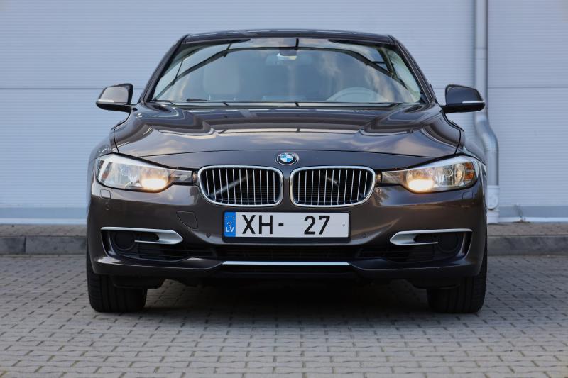 BMW - 320 - pic3