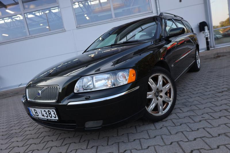 Volvo - V70 - pic2