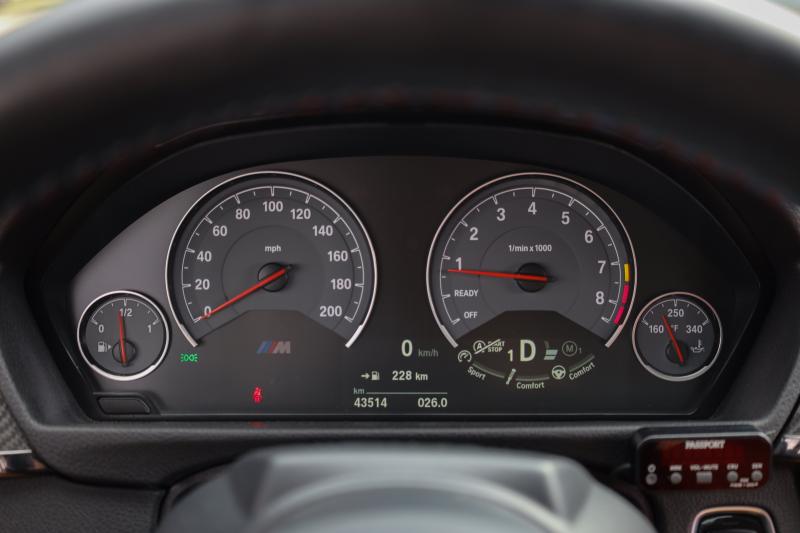 BMW - M4 - pic13