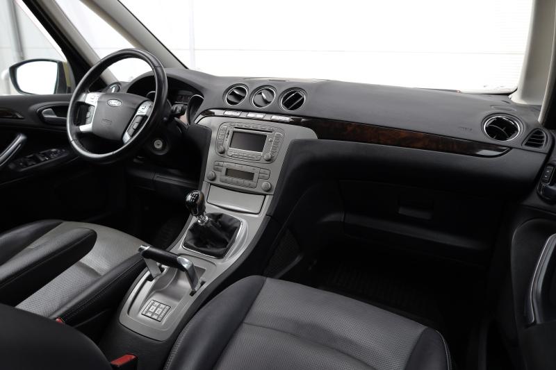 Ford - Galaxy - pic10