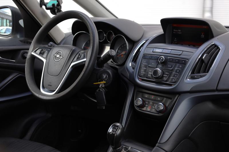 Opel - Zafira - pic9
