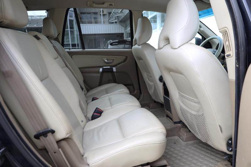 Volvo - XC90 - pic12