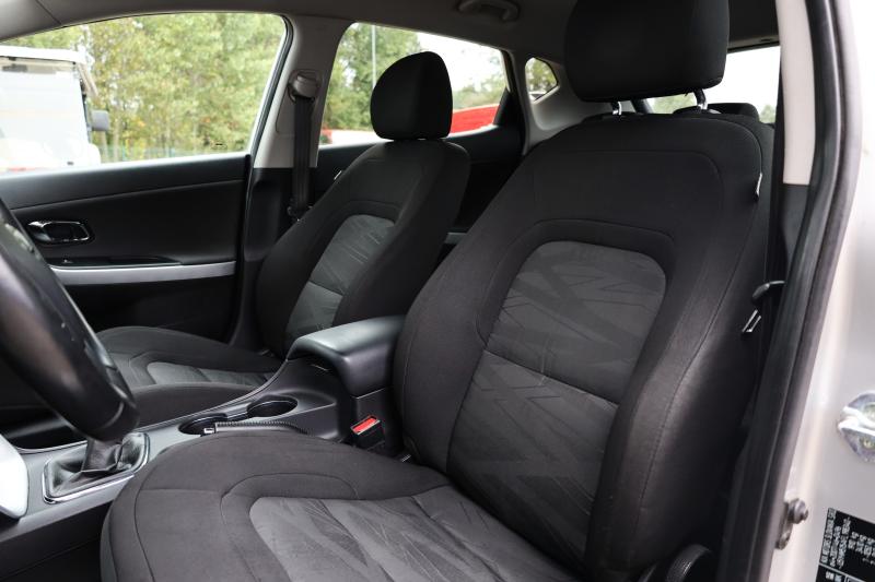 Kia - cee'd - pic7