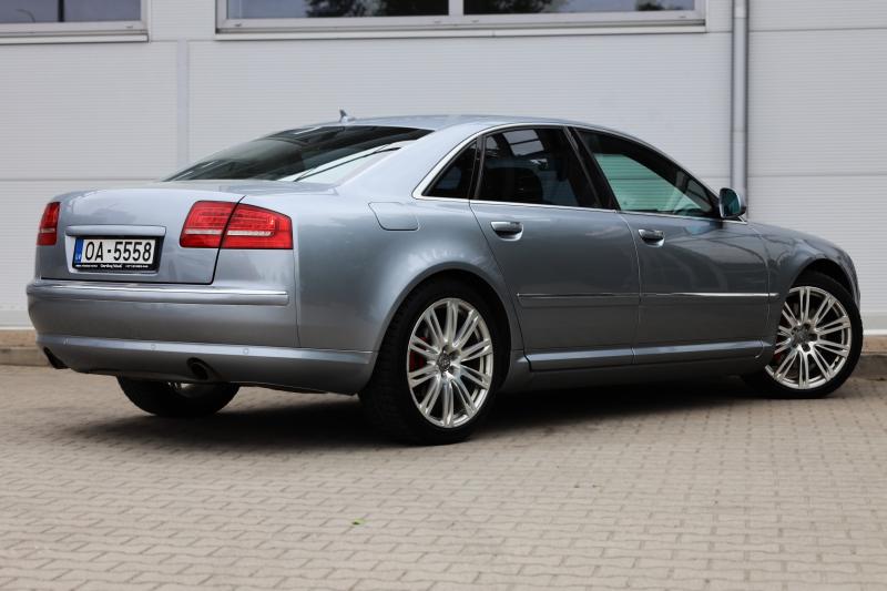 Audi - A8 - pic6