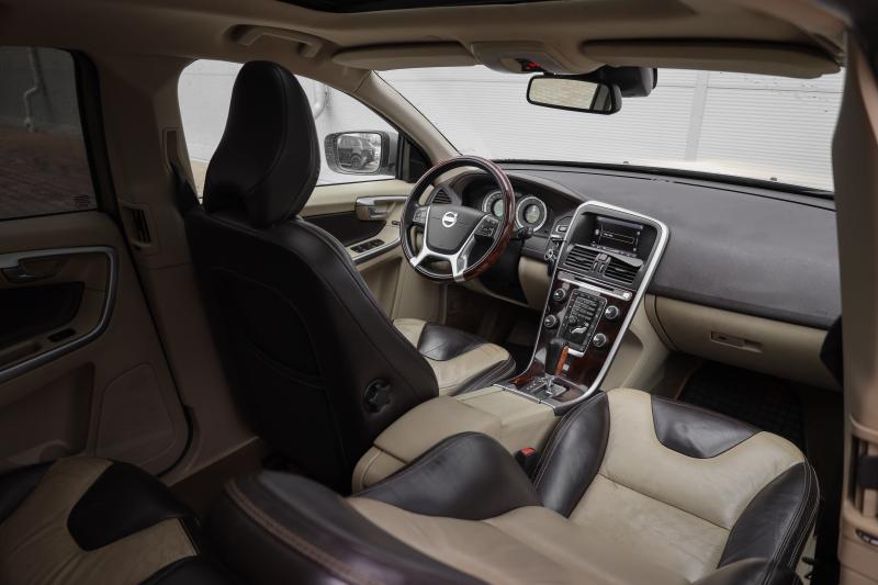Volvo - XC60 - pic16