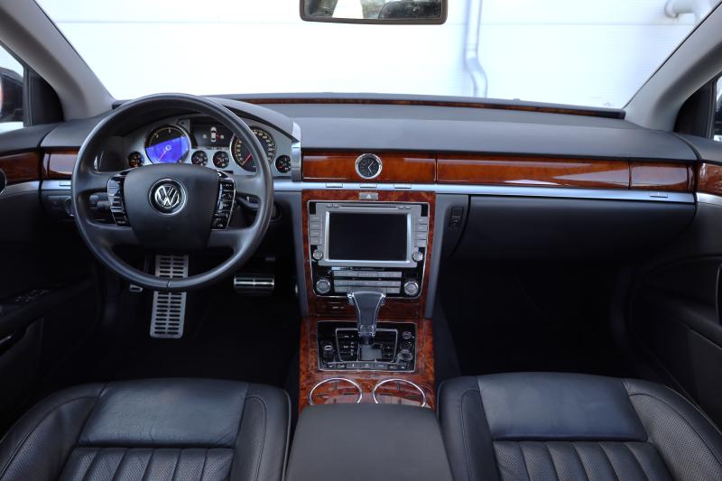 Volkswagen - Phaeton - pic8