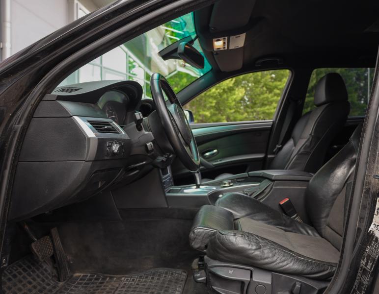 BMW - 525 - pic7