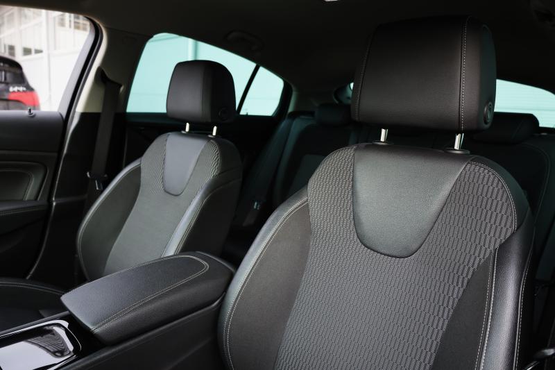 Opel - Insignia - pic11