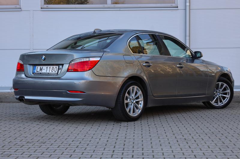 BMW - 525 - pic6