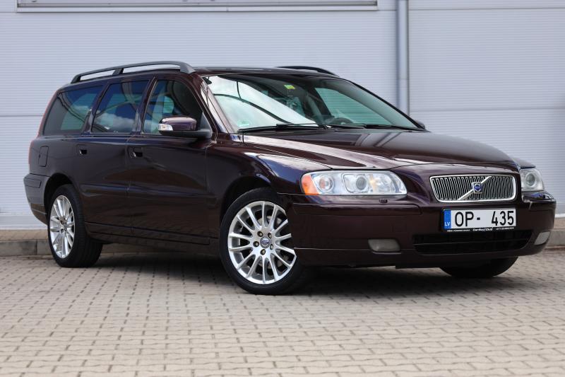 Volvo - V70 - pic4