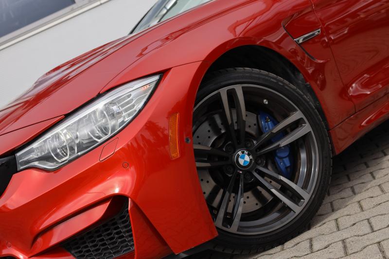 BMW - M4 - pic2