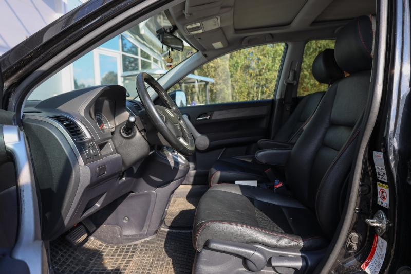 Honda - CR-V - pic6