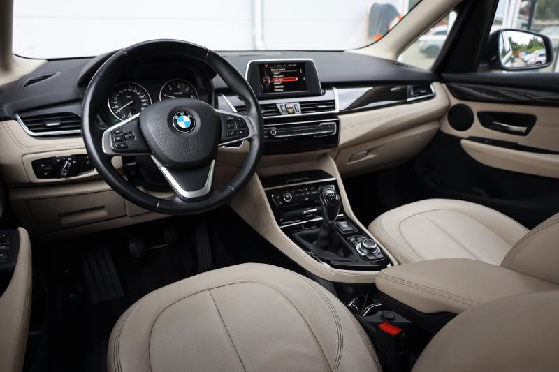 BMW - 218 - pic8
