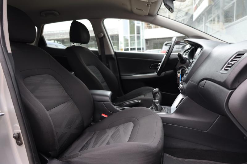Kia - cee'd - pic10
