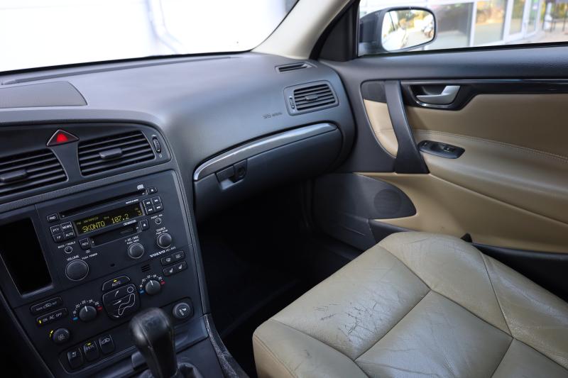 Volvo - S60 - pic8