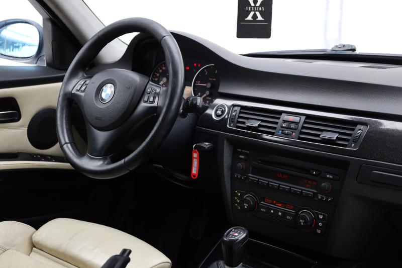 BMW - 320 - pic13