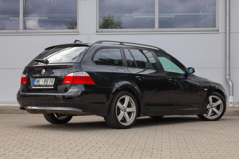 BMW - 525 - pic6