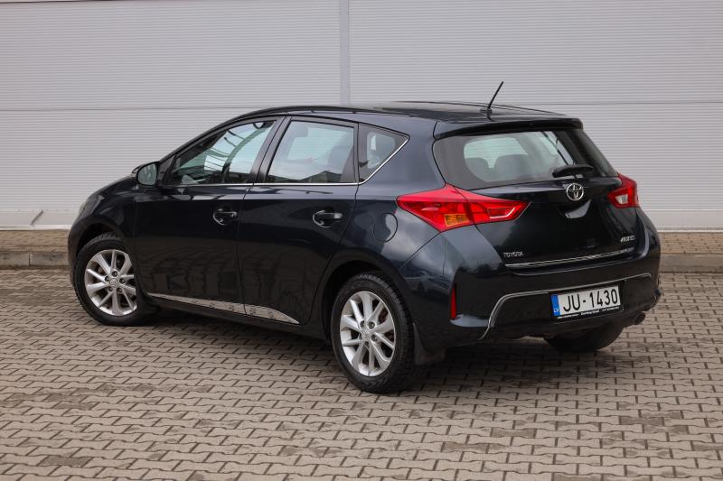 Toyota - Auris - pic5