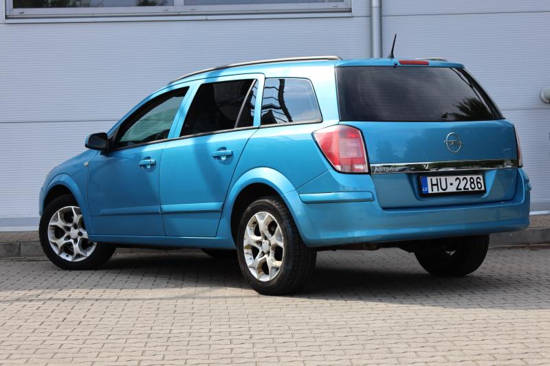 Opel - Astra - pic3