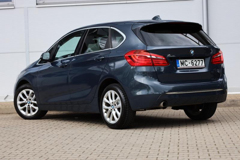 BMW - 218 - pic4
