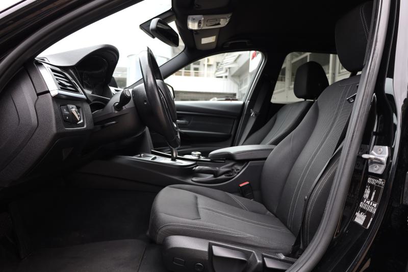 BMW - 320 - pic11