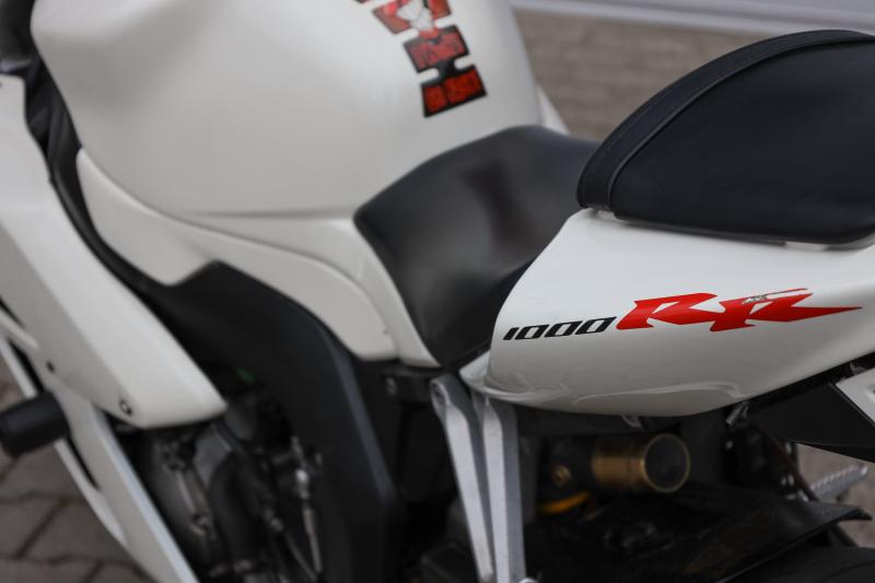 Honda - CBR - pic9
