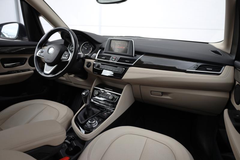 BMW - 218 - pic12