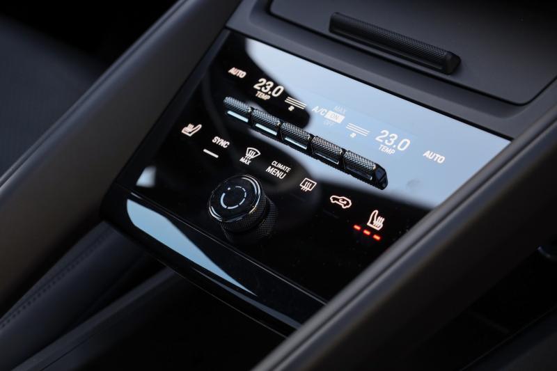 Porsche - Macan - pic23