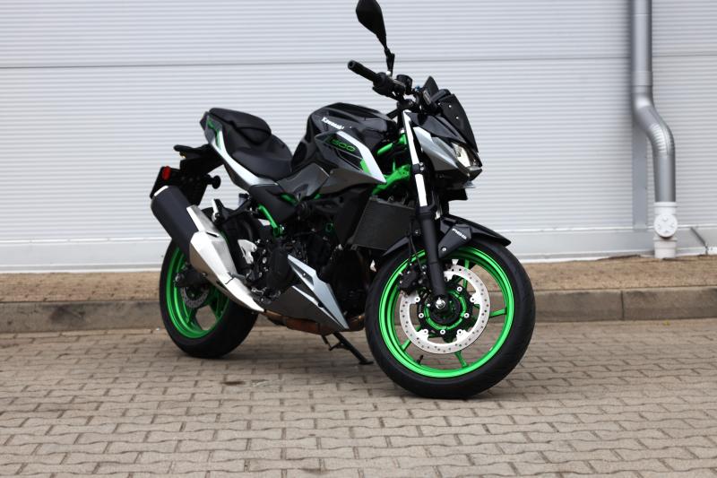 Kawasaki - Z - pic2