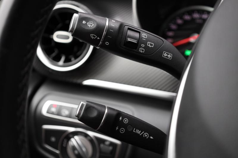 Mercedes-Benz - V250 - pic29
