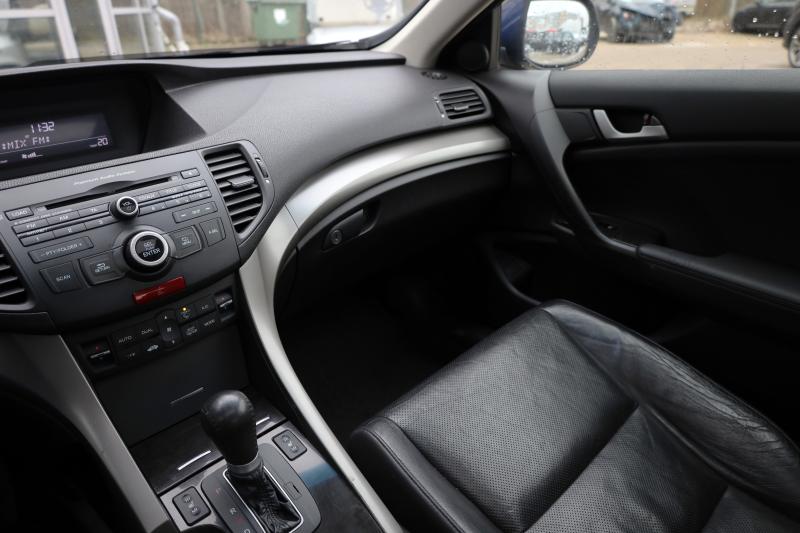 Honda - Accord - pic7