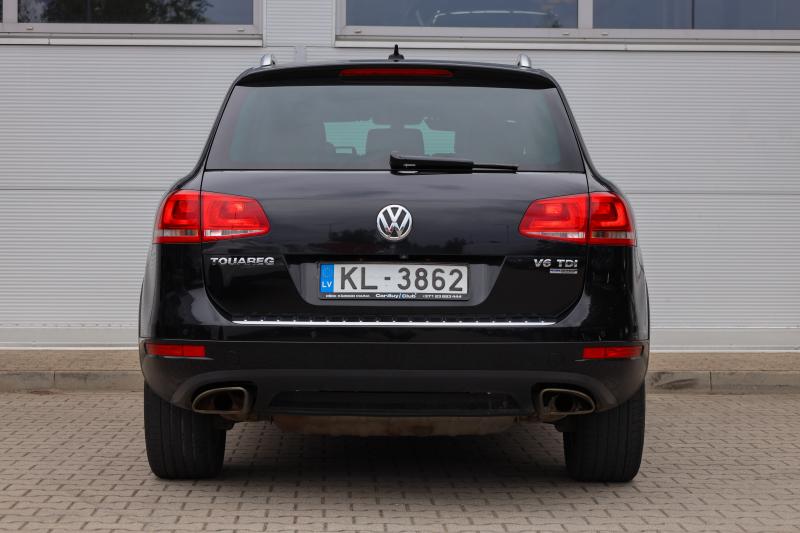 Volkswagen - Touareg - pic6