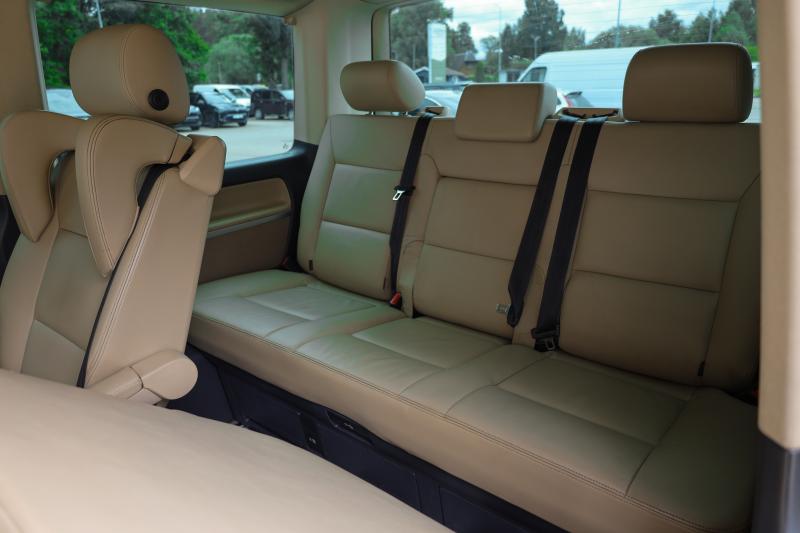 Volkswagen - Multivan - pic17