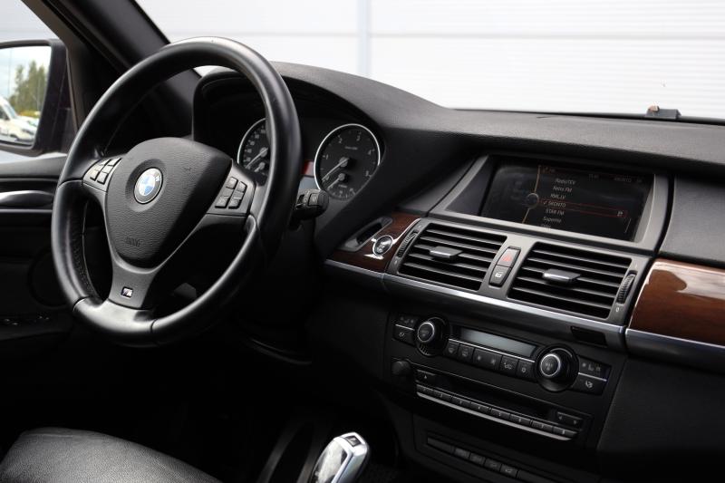 BMW - X5 - pic15