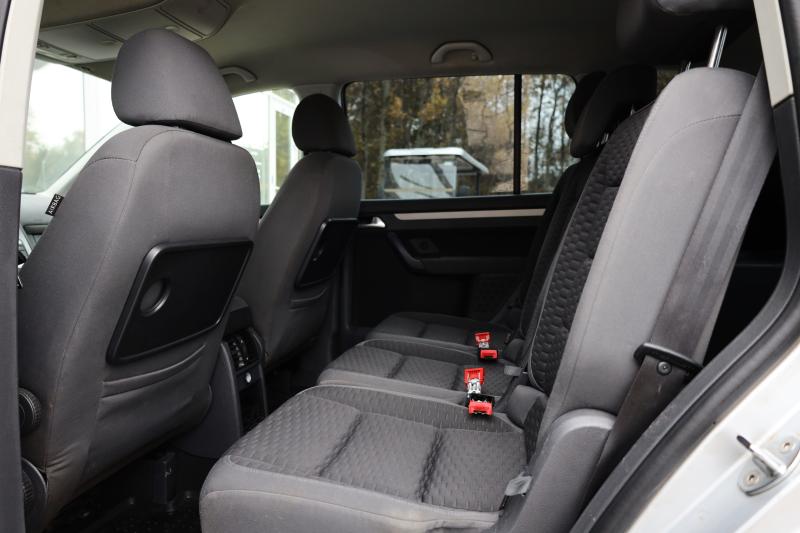 Volkswagen - Touran - pic8