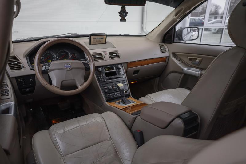 Volvo - XC90 - pic13