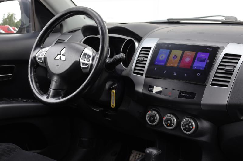 Mitsubishi - Outlander - pic11