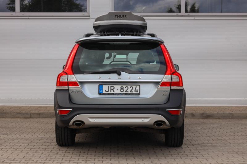 Volvo - XC70 - pic6