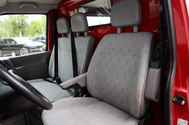 Volkswagen - Transporter - pic11